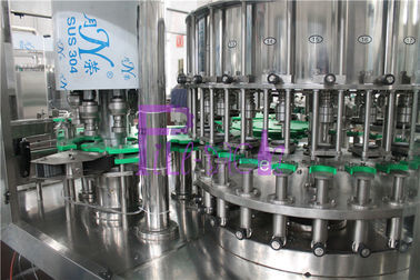 Macchina di rifornimento automatica capa del succo 18 su misura per le bottiglie di vetro