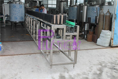 Sistema di plastica inverso 8000BPH dello sterilizzatore della bottiglia per la linea di produzione condita del succo