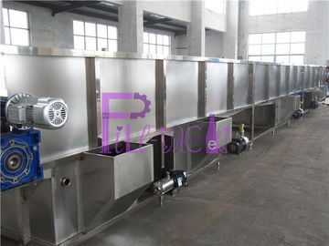 Industria delle bevande di raffreddamento del sistema dello sterilizzatore del succo della macchina imballatrice della bottiglia della bevanda di riempimento a caldo