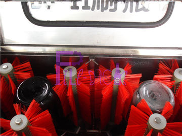 Il doppio dirige la macchina automatica di lavaggio delle bottiglie di vetro dei semi per la linea di riempimento della bevanda