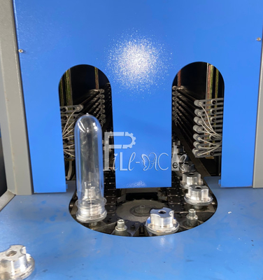I ventilatori semiautomatici di 1 cavità 2 + 1 attrezzatura di salto della macchina/bottiglia dello stampaggio mediante soffiatura del radiatore per la bottiglia dell'ANIMALE DOMESTICO 5-10L