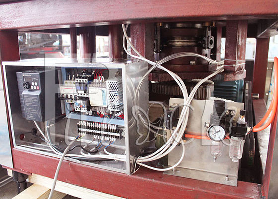 L'alluminio della bevanda delle teste 6000CPH 4 può risparmio energetico di sigillatura della macchina