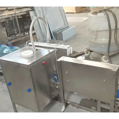 Barilotto di plastica attrezzatura automatica di involucro restringibile della macchina di rifornimento dell'acqua da 5 galloni