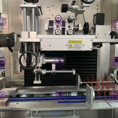 Etichettatrice degli strizzacervelli della manica del PVC dell'ANIMALE DOMESTICO dell'autoadesivo piano fotoelettrico della bottiglia