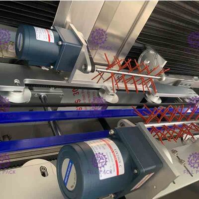 Etichettatrice della doppia bottiglia capa automatica dell'ANIMALE DOMESTICO per entrambe le etichette del corpo