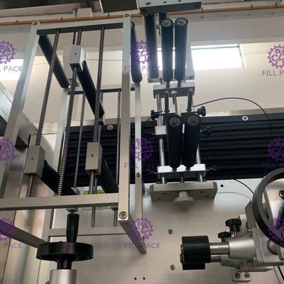 Doppio tipo d'alimentazione automatico etichettatrice della bottiglia per l'etichetta 250BPM dell'ANIMALE DOMESTICO/PVC