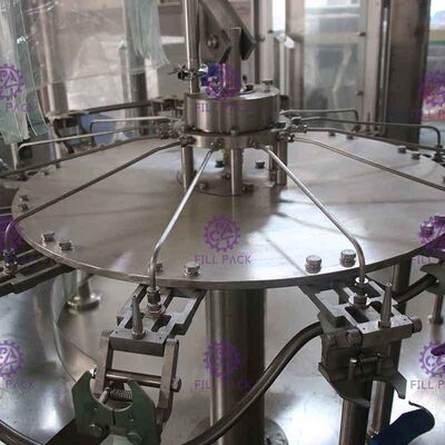 2500BPH pianta del materiale da otturazione dell'acqua potabile della bottiglia di capacità 5L con controllo dello SpA