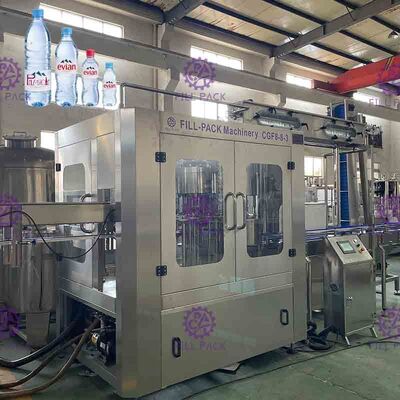 imbottigliatrice liquida 8000BPH 3 in 1 tappatrice di riempimento risciacquante