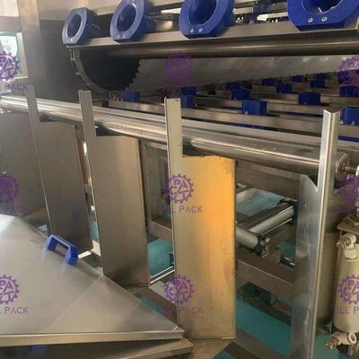 3 automatici in 1 linea di riempimento dell'acqua con la macchina di sigillamento della bottiglia di gallone 600 barili/h