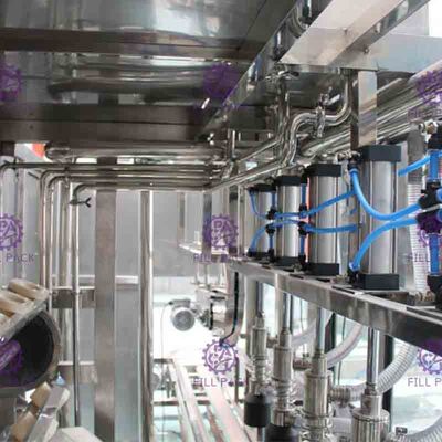 900BPH automatico macchina di rifornimento dell'acqua da 5 galloni con le linee tipo della pompa 6 di Nanfang