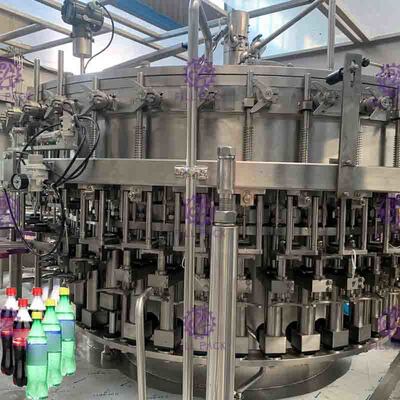 DCGF40-40-12 ha carbonatato la macchina di rifornimento della bevanda per le bottiglie di plastica dell'ANIMALE DOMESTICO del coperchio a vite