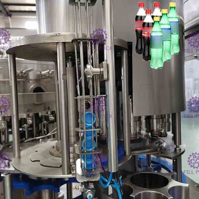 Macchina gassosa industriale del riempitore della bottiglia della bevanda della macchina di rifornimento della bevanda