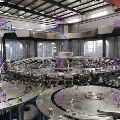 Macchina gassosa industriale del riempitore della bottiglia della bevanda della macchina di rifornimento della bevanda