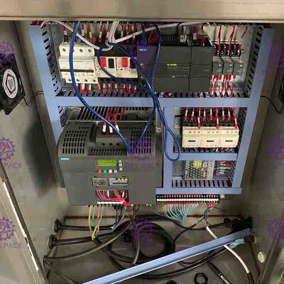 2 automatici in 1 possono linea di riempimento riempitore di latta della bevanda e macchina gassosi del sigillatore