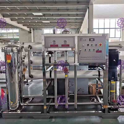 Sistema di depurazione delle acque minerale di filtrazione dello sterilizzatore UV con i serbatoi dell'acqua dell'acciaio inossidabile