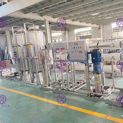 Acqua minerale UV dello sterilizzatore che purifica l'attrezzatura automatica a macchina di trattamento delle acque
