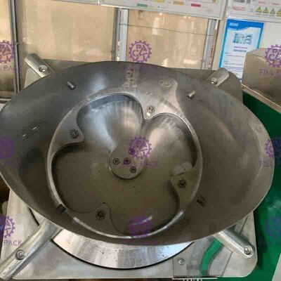 Plastica/macchina di sigillamento della bottiglia coperchio a vite dell'ANIMALE DOMESTICO con acciaio inossidabile e l'alta velocità
