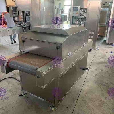 Tunnel UV dello sterilizzatore del prodotto disinfettante di 1.5KW 15A 300nm con anche scorrimento dell'acqua