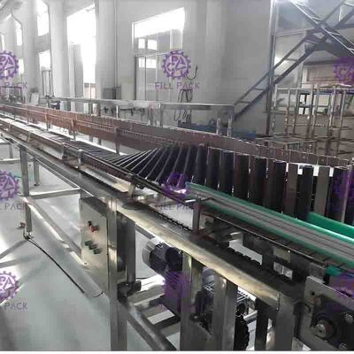 La macchina imballatrice della bottiglia automatica per il succo di riempimento a caldo imbottiglia la sterilizzazione inversa