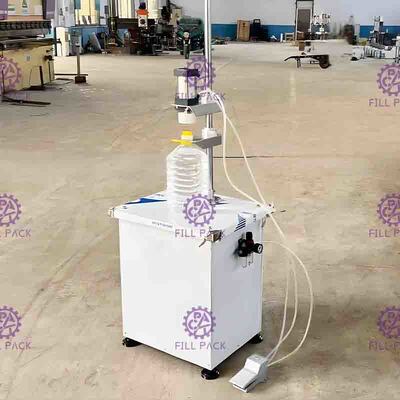 Macchina imballatrice della bottiglia pneumatica automatica dei semi per i barilotti che premono i cappucci