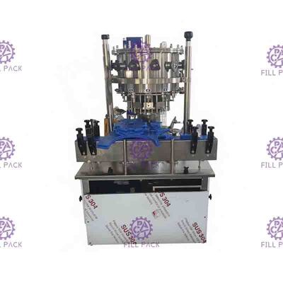 Cappucci lineari di For Screw Type della capsulatrice dell'ANIMALE DOMESTICO 3000BPH della bottiglia della macchina di plastica di Coca Cola Carbonated Drink Filling
