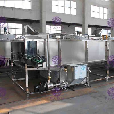 Macchina di raffreddamento pura del tè di ghiaccio dello sterilizzatore della macchina imballatrice della bottiglia dello spruzzo d'acqua