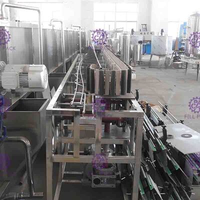 Sistema di plastica inverso 8000BPH dello sterilizzatore della bottiglia per la linea di produzione condita del succo