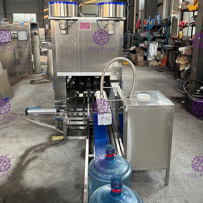 Macchina di rifornimento asettica automatica dell'acqua