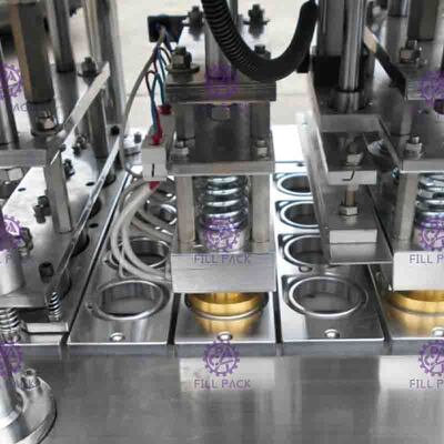 8 linee dispositivo d'imballaggio di sigillatura di riempimento della pianta della macchina di sigillamento di lavaggio automatico della tazza