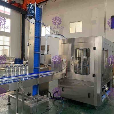 Struttura compatta automatica dell'imbottigliatrice dell'acqua di Monoblock 2L