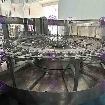 Macchina di rifornimento liquida automatica di riempimento dei semi di 46 ugelli con il pulsometro