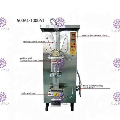 macchina di rifornimento chiusa piena della bustina dell'acqua 500ml rapidamente aperta con sterilizzatore uv