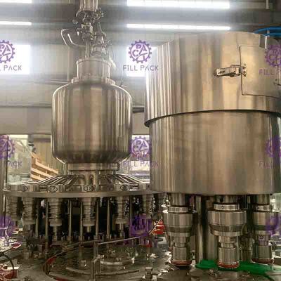 Attrezzatura arancio di Juice Filling And Capping Machine di riempimento a caldo di 5000BPH Monoblock della macchina della frutta di plastica automatica della bottiglia