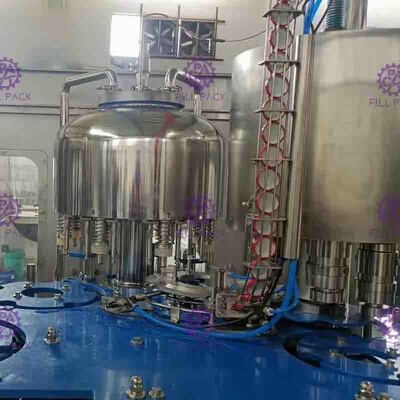 Sistema imbottigliante 8000BPH dell'attrezzatura della bevanda di centralizzazione