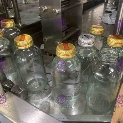 I cappucci del metallo di Full Auto 8000BPH fruttificano Juice Filler Touch Screen Control