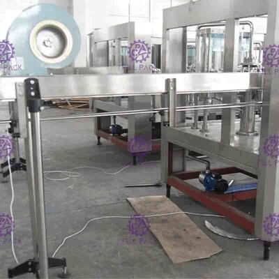 Macchina di rifornimento liquida di Monoblock, 5 in 1 riempitore di plastica del succo della polpa della bottiglia