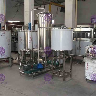 La linea completa include Juice Filling Machine e la mescolanza elaborando l'etichettatura dell'imballaggio