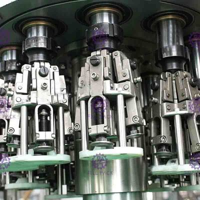 La polpa Juice Filling Machine Glass Bottle dell'aloe 20000BPH ha carbonatato la linea di riempimento 3 della bevanda in 1