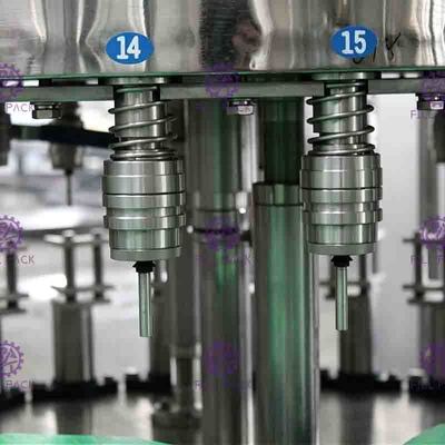riempimento a caldo Juice Machine For Glass Jars arancio di 0.4Mpa 8000BPH con la torsione fuori dai cappucci