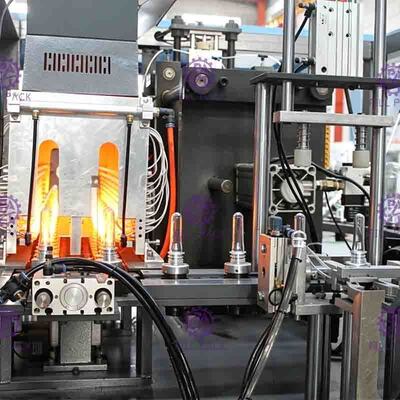Due macchina di salto della bottiglia dell'ANIMALE DOMESTICO della cavità 0.1-2L per Juice Processing Line
