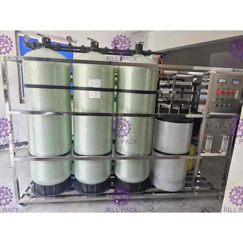 Piccolo tipo sistema del RO dell'acqua della vetroresina per la linea di produzione dell'acqua di bottiglia
