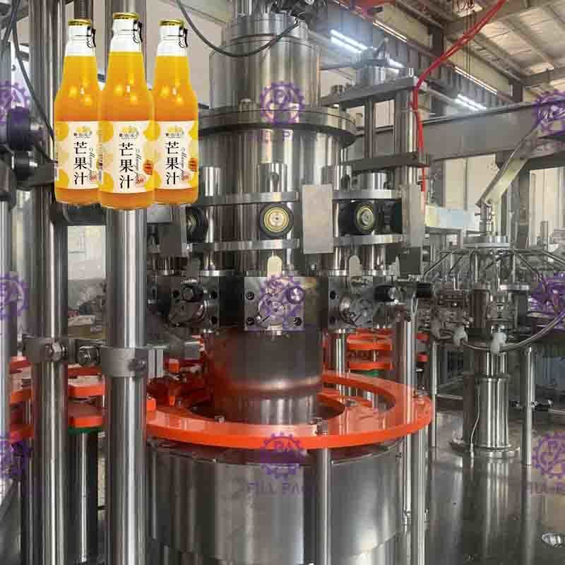 Macchina rotatoria di riempimento a caldo
